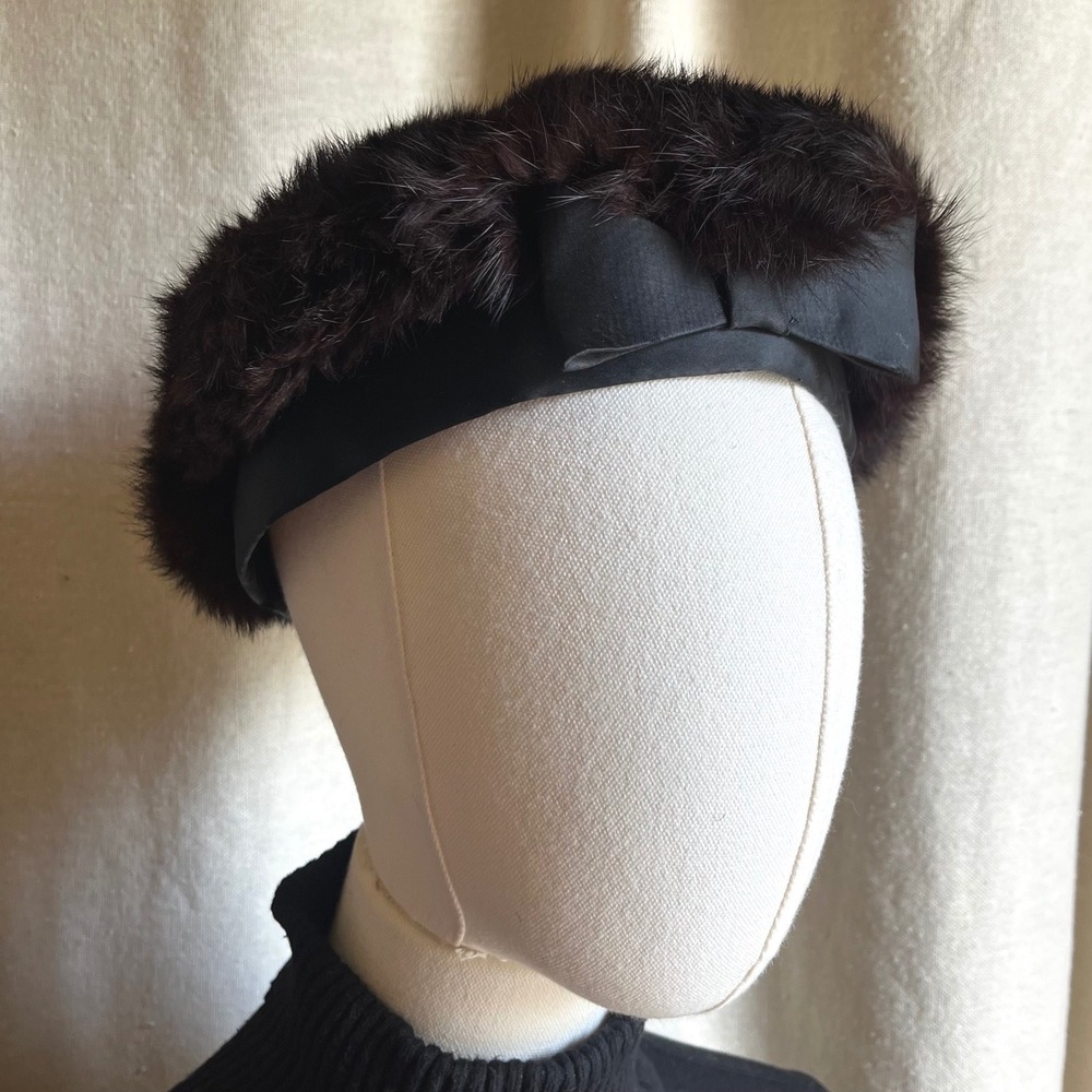 1950s Custom Made Mink Fur Pillbox Hat / Dark Brown Fur Cocktail Hat